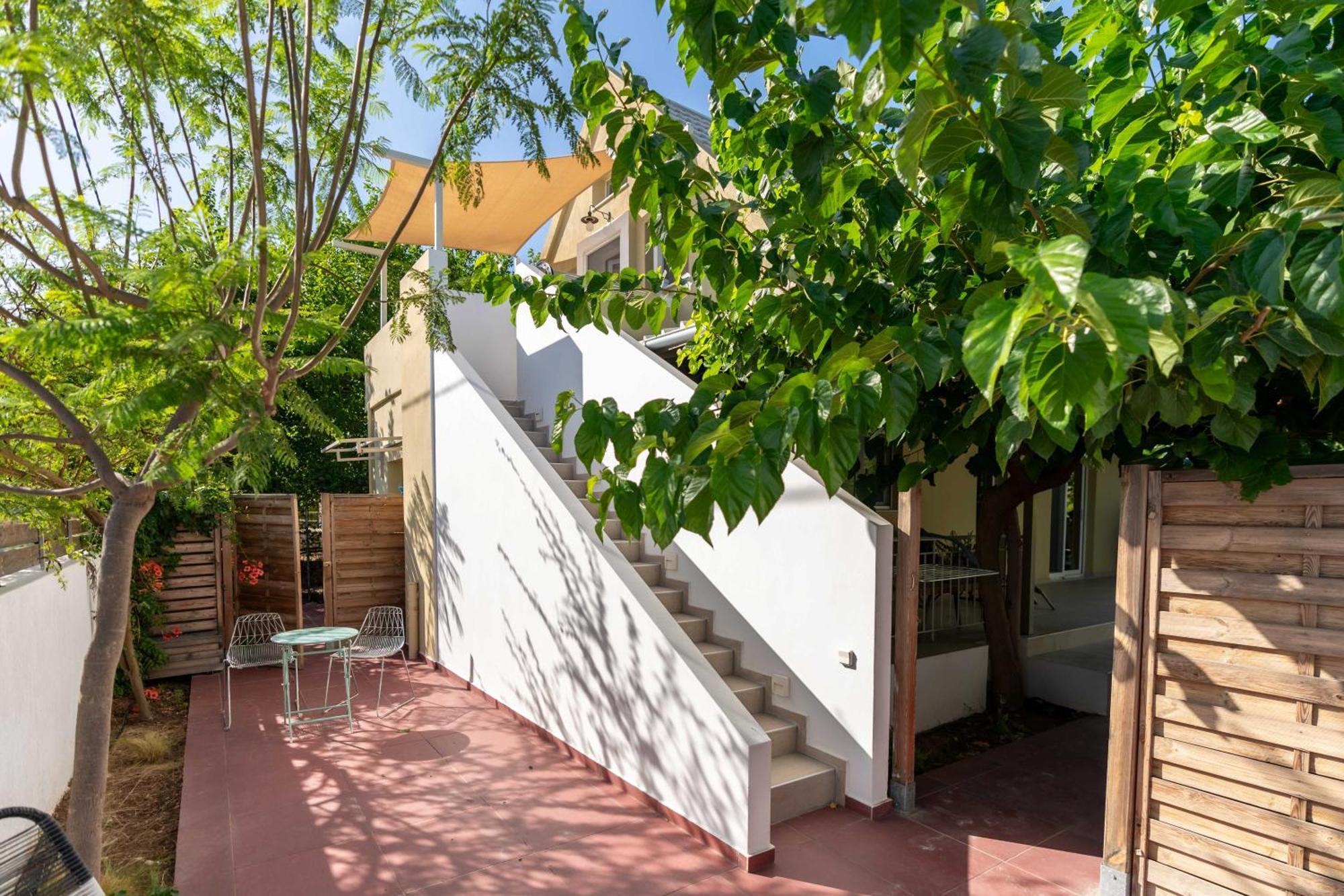 Seaside Glow Schinias Exterior photo